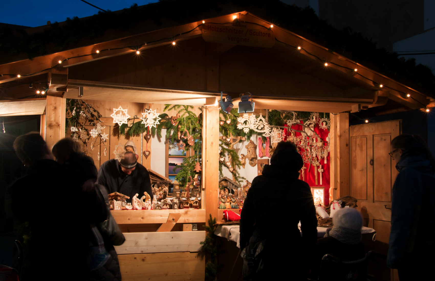 Verkaufsstand am Kastelruther Weihnachtsmarkt